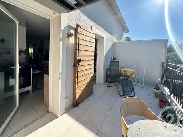 Appartement F3 à vendre - 3 pièces - 50,60 m2 - St Cyr Sur Mer - 83 - PROVENCE-ALPES-COTE-D-AZUR