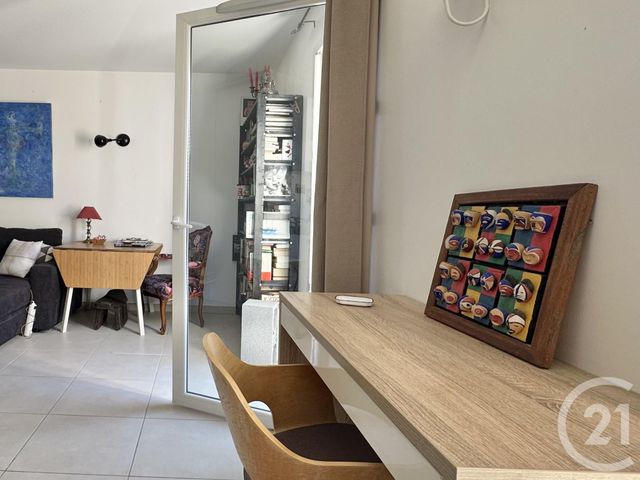 Appartement F3 à vendre - 3 pièces - 50,60 m2 - St Cyr Sur Mer - 83 - PROVENCE-ALPES-COTE-D-AZUR