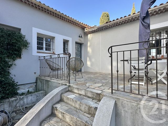 Maison &agrave; vendre - 6 pi&egrave;ces - 175,04 m2 - Le Beausset - 83 - PROVENCE-ALPES-COTE-D-AZUR