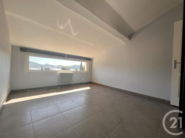Appartement F4 &agrave; vendre - 5 pi&egrave;ces - 89 m2 - St Cyr Sur Mer - 83 - PROVENCE-ALPES-COTE-D-AZUR