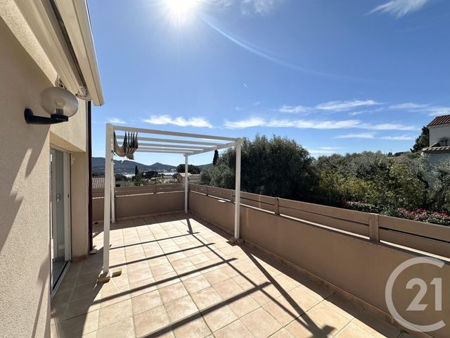 Appartement F4 &agrave; vendre - 5 pi&egrave;ces - 89 m2 - St Cyr Sur Mer - 83 - PROVENCE-ALPES-COTE-D-AZUR
