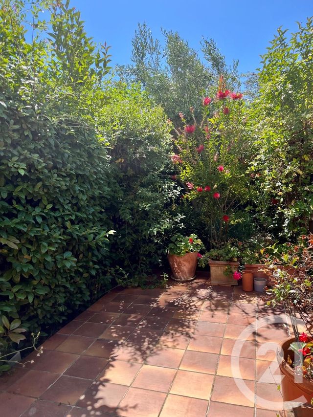 Appartement F3 &agrave; vendre - 3 pi&egrave;ces - 55,80 m2 - St Cyr Sur Mer - 83 - PROVENCE-ALPES-COTE-D-AZUR