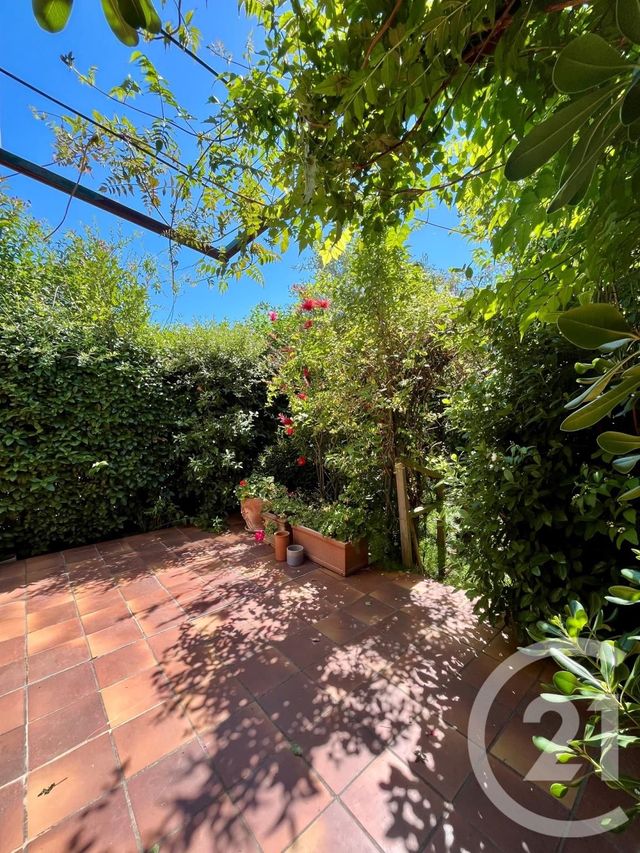 Appartement F3 &agrave; vendre - 3 pi&egrave;ces - 55,80 m2 - St Cyr Sur Mer - 83 - PROVENCE-ALPES-COTE-D-AZUR