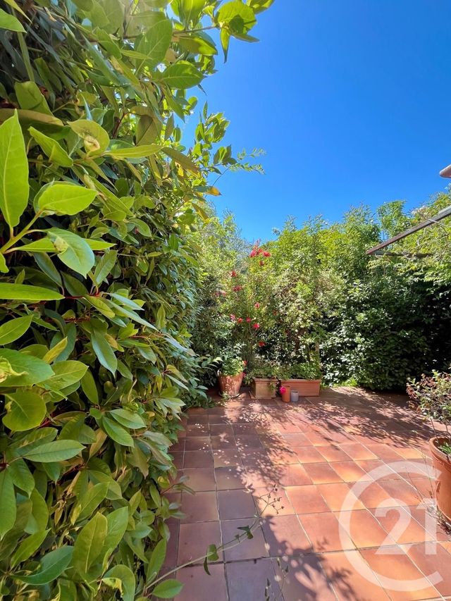 Appartement F3 &agrave; vendre - 3 pi&egrave;ces - 55,80 m2 - St Cyr Sur Mer - 83 - PROVENCE-ALPES-COTE-D-AZUR