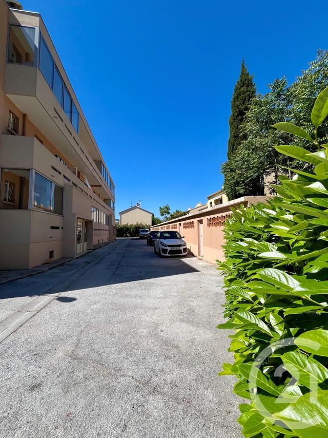 Appartement F3 &agrave; vendre - 3 pi&egrave;ces - 55,80 m2 - St Cyr Sur Mer - 83 - PROVENCE-ALPES-COTE-D-AZUR