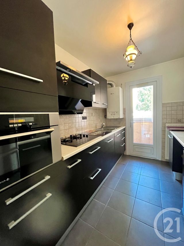Appartement F3 &agrave; vendre - 3 pi&egrave;ces - 55,80 m2 - St Cyr Sur Mer - 83 - PROVENCE-ALPES-COTE-D-AZUR