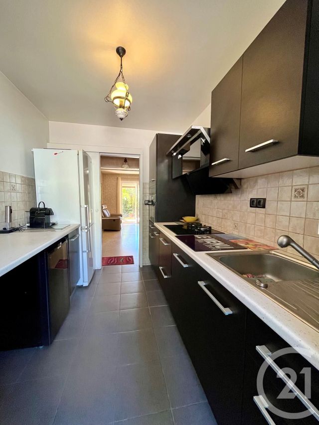 Appartement F3 &agrave; vendre - 3 pi&egrave;ces - 55,80 m2 - St Cyr Sur Mer - 83 - PROVENCE-ALPES-COTE-D-AZUR