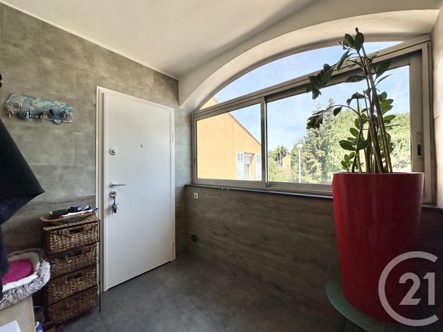 Appartement F4 &agrave; vendre - 4 pi&egrave;ces - 74 m2 - St Cyr Sur Mer - 83 - PROVENCE-ALPES-COTE-D-AZUR