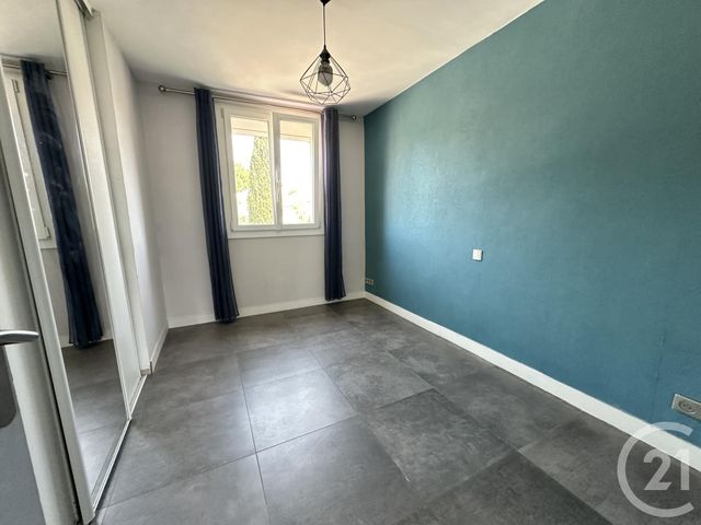 Appartement F4 &agrave; vendre - 4 pi&egrave;ces - 74 m2 - St Cyr Sur Mer - 83 - PROVENCE-ALPES-COTE-D-AZUR