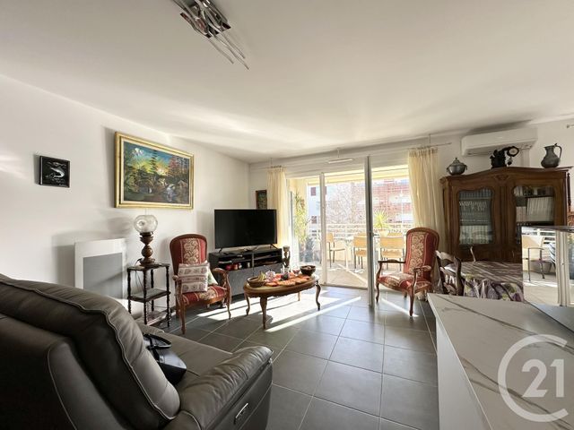 Appartement F3 &agrave; vendre - 3 pi&egrave;ces - 85 m2 - St Cyr Sur Mer - 83 - PROVENCE-ALPES-COTE-D-AZUR