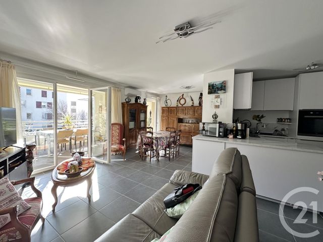 Appartement F3 &agrave; vendre - 3 pi&egrave;ces - 85 m2 - St Cyr Sur Mer - 83 - PROVENCE-ALPES-COTE-D-AZUR