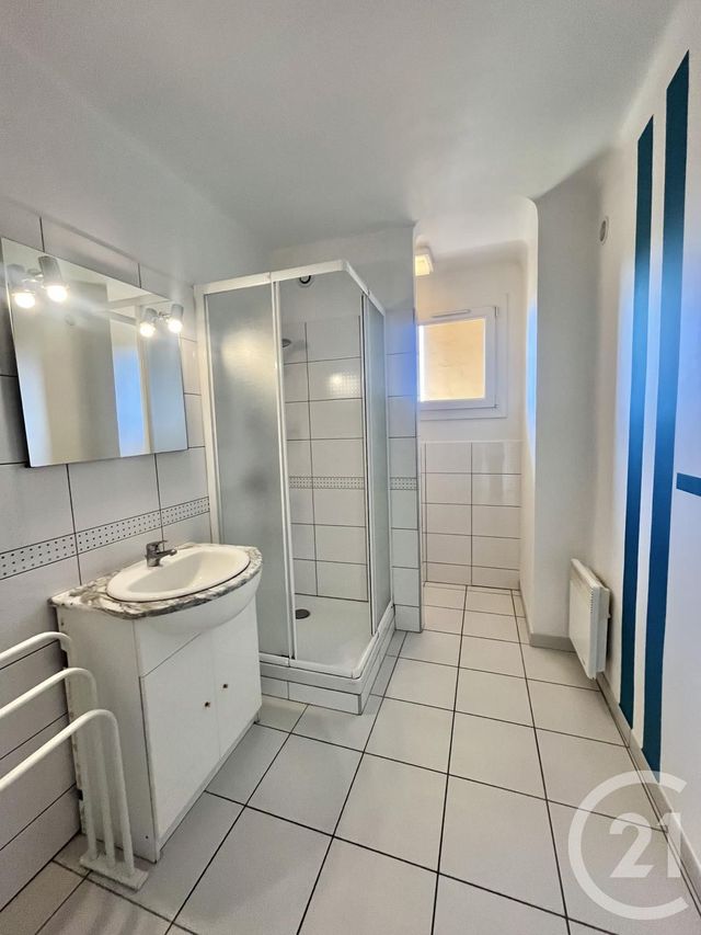 Appartement F2 &agrave; vendre - 2 pi&egrave;ces - 45,31 m2 - St Cyr Sur Mer - 83 - PROVENCE-ALPES-COTE-D-AZUR