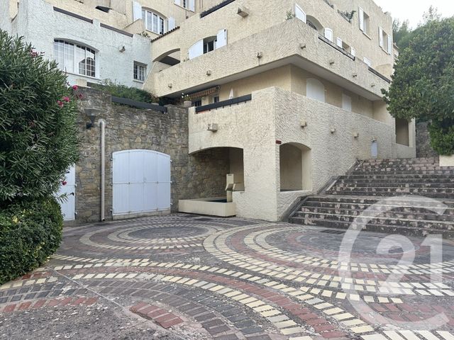 Appartement F3 &agrave; vendre - 3 pi&egrave;ces - 60,42 m2 - St Cyr Sur Mer - 83 - PROVENCE-ALPES-COTE-D-AZUR