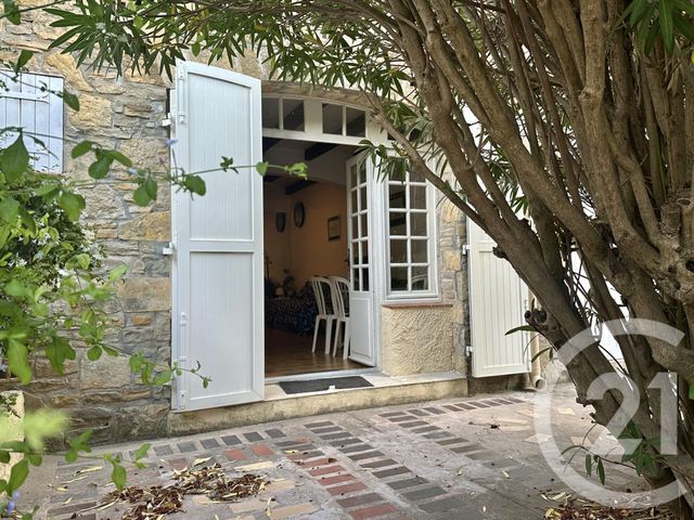 Appartement F3 &agrave; vendre - 3 pi&egrave;ces - 60,42 m2 - St Cyr Sur Mer - 83 - PROVENCE-ALPES-COTE-D-AZUR