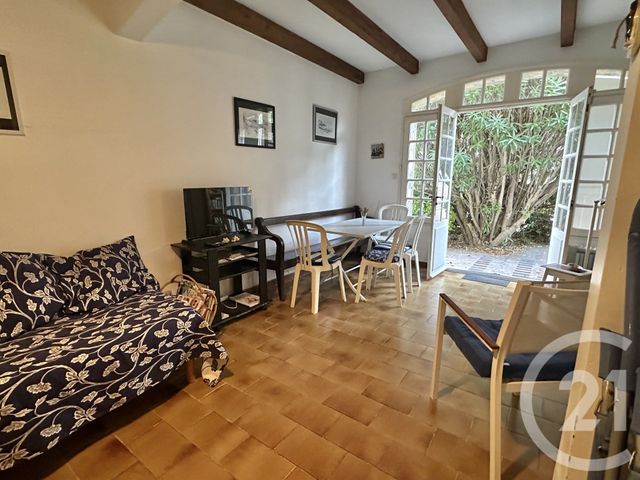 Appartement F3 &agrave; vendre - 3 pi&egrave;ces - 60,42 m2 - St Cyr Sur Mer - 83 - PROVENCE-ALPES-COTE-D-AZUR