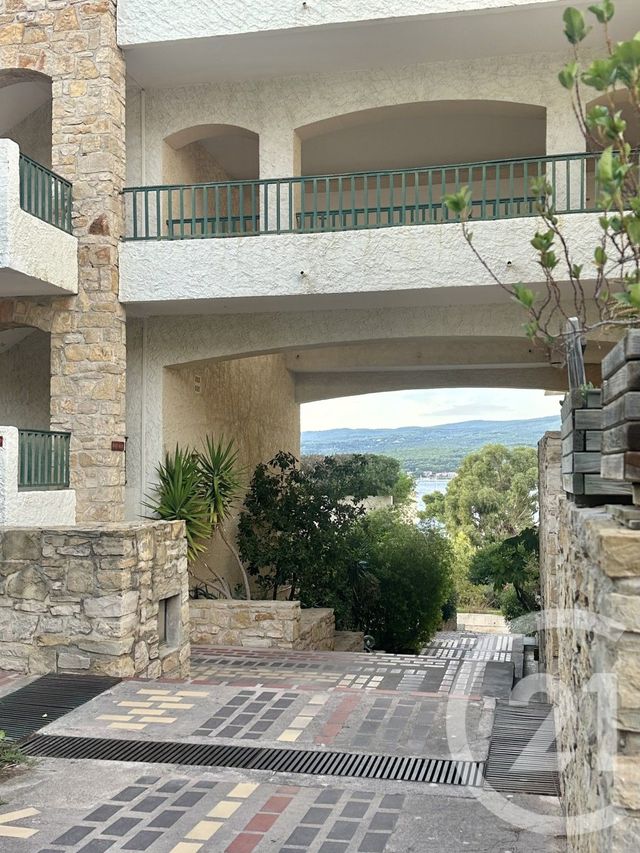 Appartement F3 &agrave; vendre - 3 pi&egrave;ces - 60,42 m2 - St Cyr Sur Mer - 83 - PROVENCE-ALPES-COTE-D-AZUR
