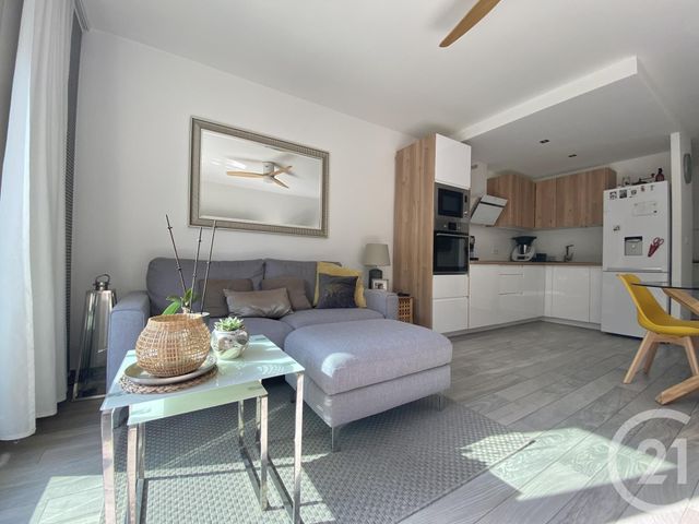 Appartement F3 &agrave; vendre - 3 pi&egrave;ces - 53,06 m2 - St Cyr Sur Mer - 83 - PROVENCE-ALPES-COTE-D-AZUR