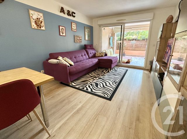 Appartement F3 &agrave; vendre - 3 pi&egrave;ces - 56 m2 - St Cyr Sur Mer - 83 - PROVENCE-ALPES-COTE-D-AZUR
