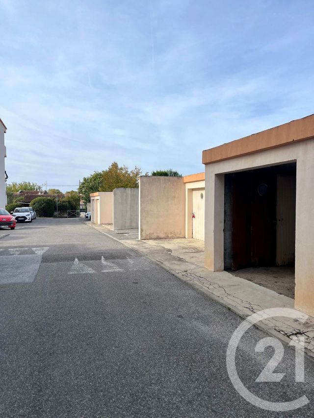 Parking &agrave; vendre - 16,39 m2 - St Cyr Sur Mer - 83 - PROVENCE-ALPES-COTE-D-AZUR