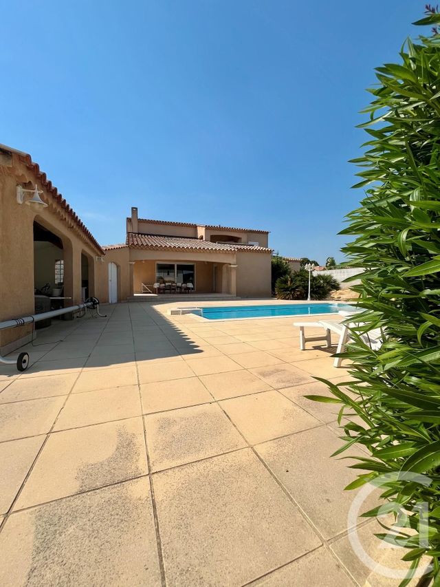 Maison &agrave; vendre - 4 pi&egrave;ces - 135,30 m2 - St Cyr Sur Mer - 83 - PROVENCE-ALPES-COTE-D-AZUR