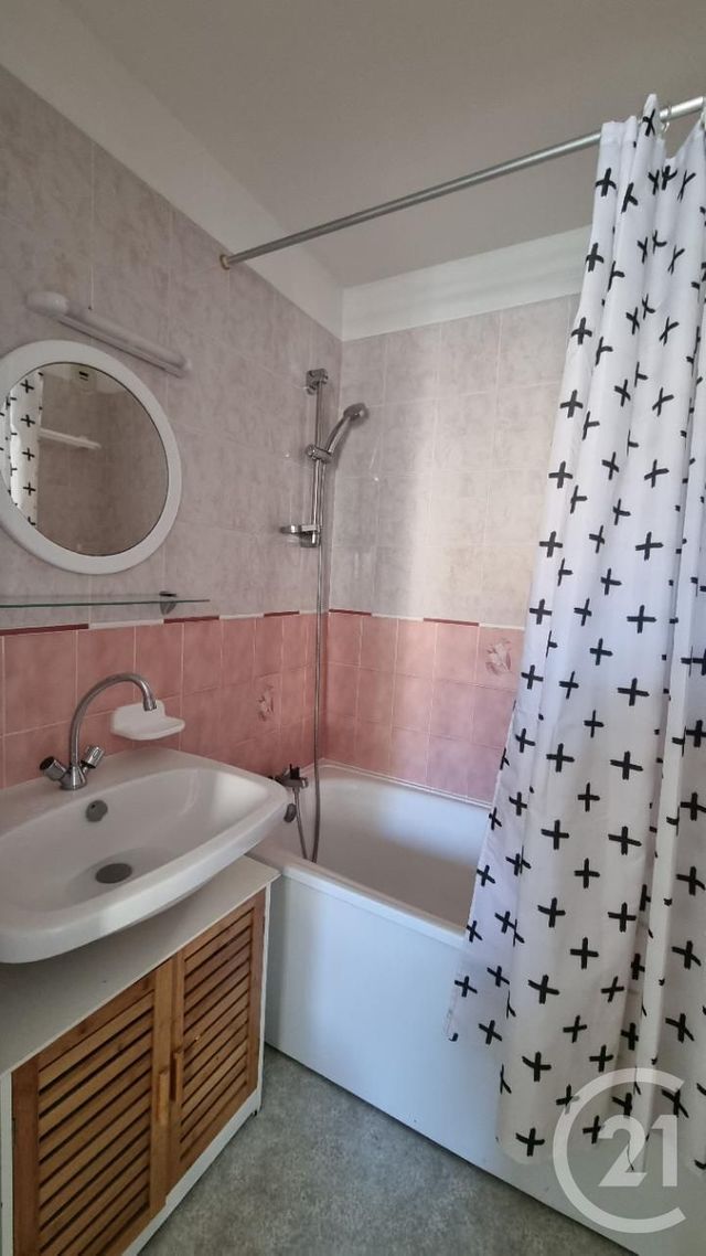 Appartement &agrave; louer - 2 pi&egrave;ces - 21,28 m2 - Villers Sur Mer - 14 - BASSE-NORMANDIE