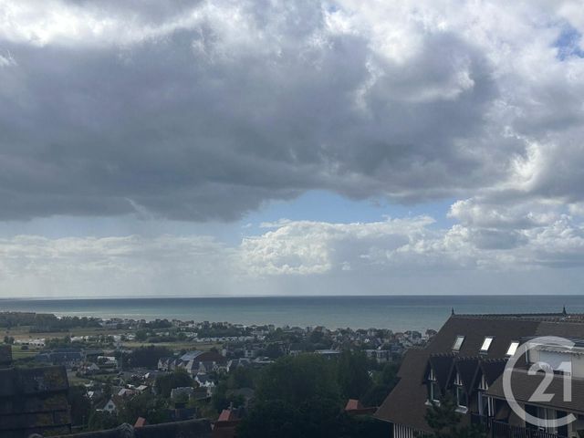 Appartement F2 à louer BLONVILLE SUR MER