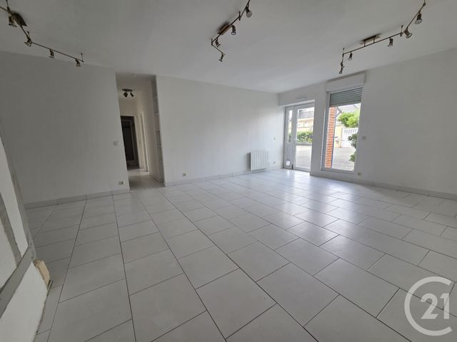 Appartement à vendre - 4 pièces - 86 m2 - Blonville Sur Mer - 14 - BASSE-NORMANDIE