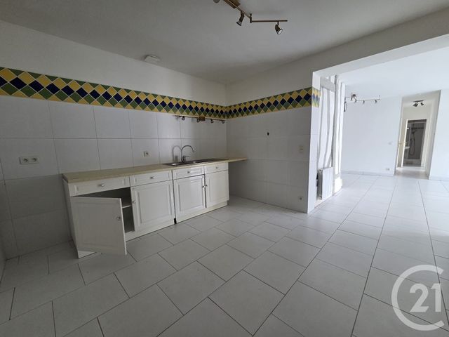 Appartement à vendre - 4 pièces - 86 m2 - Blonville Sur Mer - 14 - BASSE-NORMANDIE