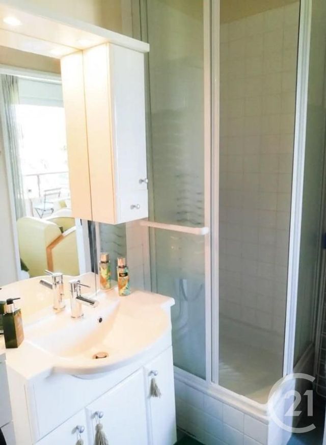 Appartement F1 &agrave; louer - 1 pi&egrave;ce - 24,43 m2 - Villers Sur Mer - 14 - BASSE-NORMANDIE