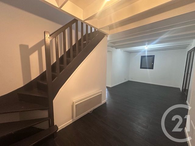 Maison &agrave; louer - 5 pi&egrave;ces - 65 m2 - Villers Sur Mer - 14 - BASSE-NORMANDIE