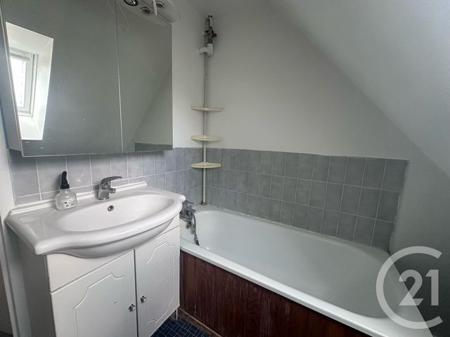 Maison &agrave; louer - 5 pi&egrave;ces - 65 m2 - Villers Sur Mer - 14 - BASSE-NORMANDIE