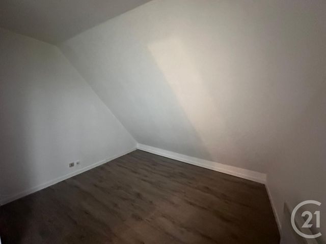 Maison &agrave; louer - 5 pi&egrave;ces - 65 m2 - Villers Sur Mer - 14 - BASSE-NORMANDIE