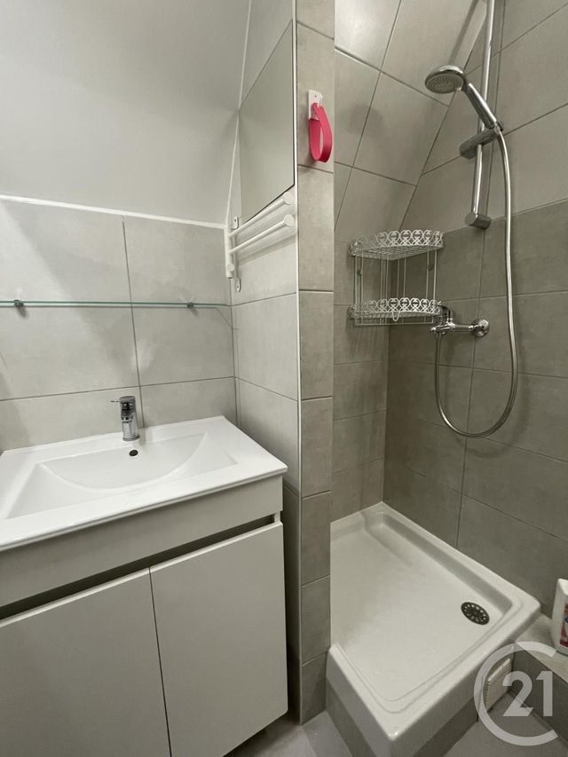 Appartement F2 &agrave; louer - 2 pi&egrave;ces - 27 m2 - Villers Sur Mer - 14 - BASSE-NORMANDIE