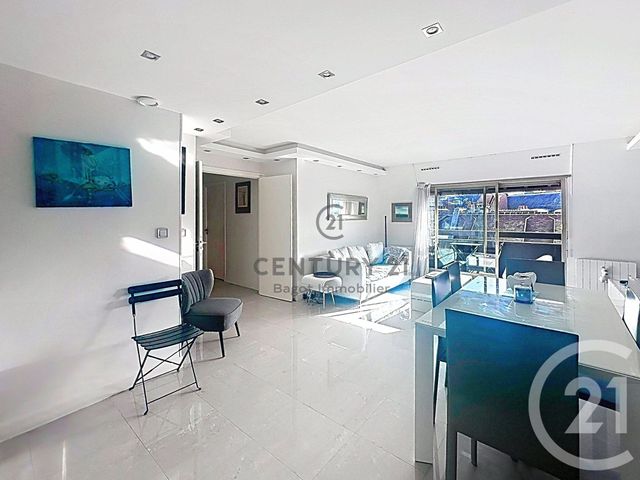 Appartement &agrave; louer - 2 pi&egrave;ces - 55 m2 - Deauville - 14 - BASSE-NORMANDIE