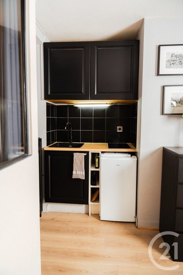 Appartement Studio &agrave; louer - 1 pi&egrave;ce - 20,40 m2 - Blonville Sur Mer - 14 - BASSE-NORMANDIE