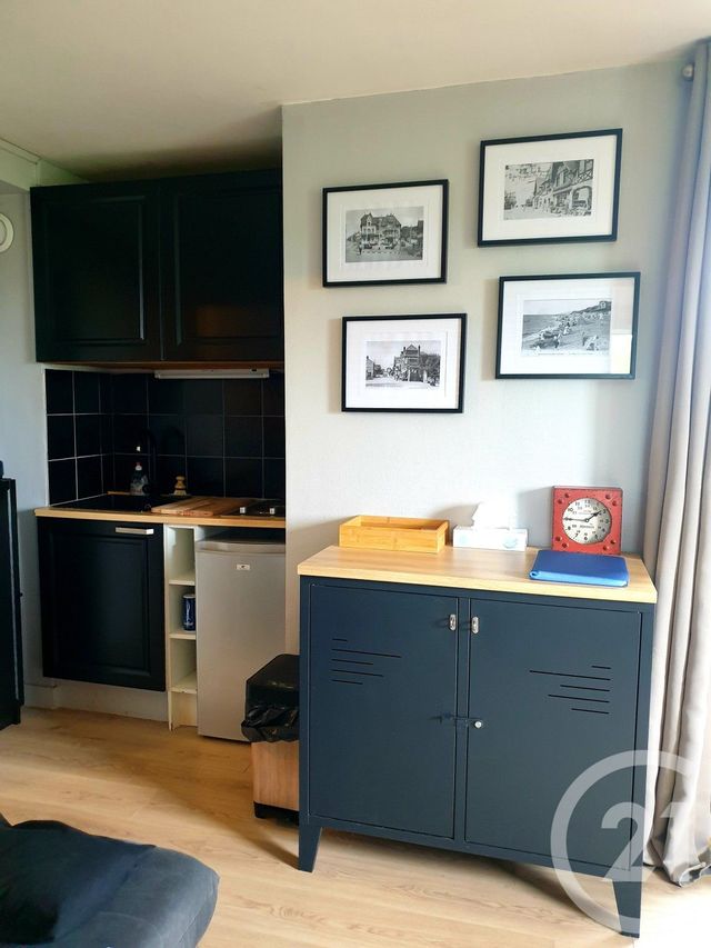 Appartement Studio &agrave; louer - 1 pi&egrave;ce - 20,40 m2 - Blonville Sur Mer - 14 - BASSE-NORMANDIE