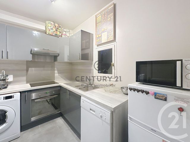 Appartement &agrave; louer - 5 pi&egrave;ces - 70 m2 - Tourgeville - 14 - BASSE-NORMANDIE