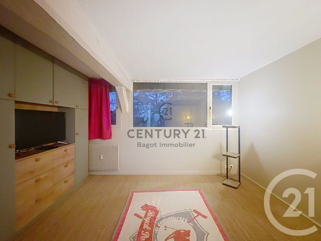 Appartement &agrave; louer - 5 pi&egrave;ces - 70 m2 - Tourgeville - 14 - BASSE-NORMANDIE