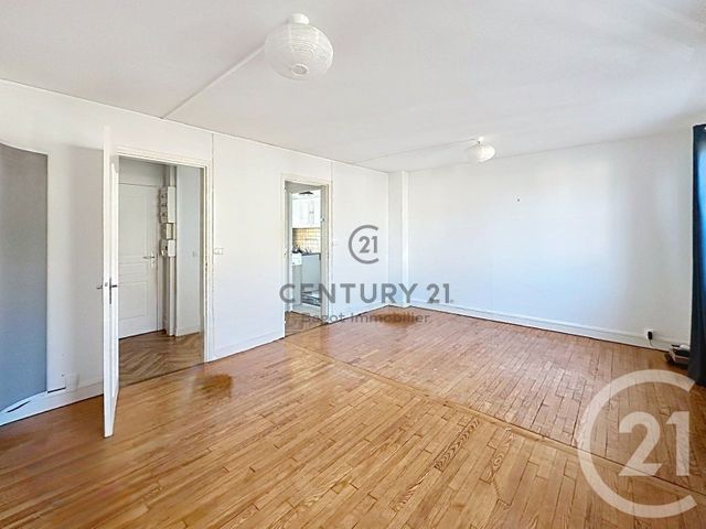 Appartement F4 &agrave; louer - 4 pi&egrave;ces - 65 m2 - Pont L Eveque - 14 - BASSE-NORMANDIE