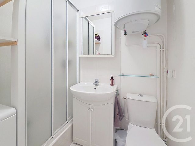 Appartement Studio &agrave; louer - 1 pi&egrave;ce - 18,75 m2 - Villers Sur Mer - 14 - BASSE-NORMANDIE