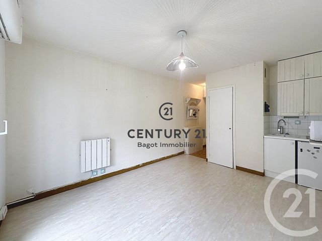 Appartement F1 &agrave; louer - 1 pi&egrave;ce - 18 m2 - Villers Sur Mer - 14 - BASSE-NORMANDIE