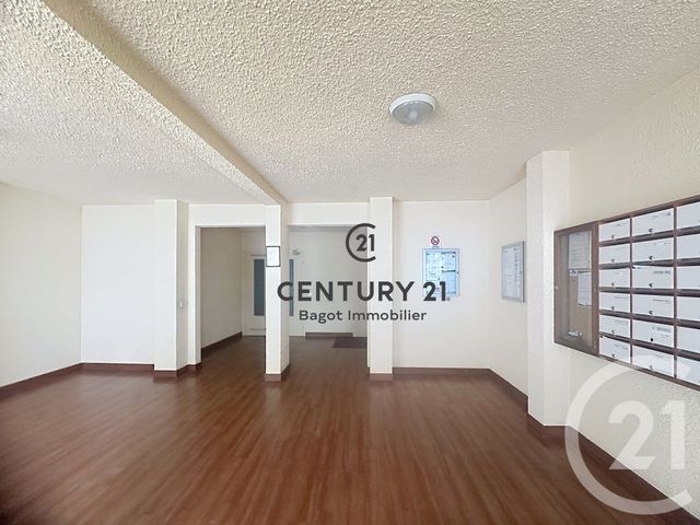 Appartement F1 &agrave; louer - 1 pi&egrave;ce - 18 m2 - Villers Sur Mer - 14 - BASSE-NORMANDIE