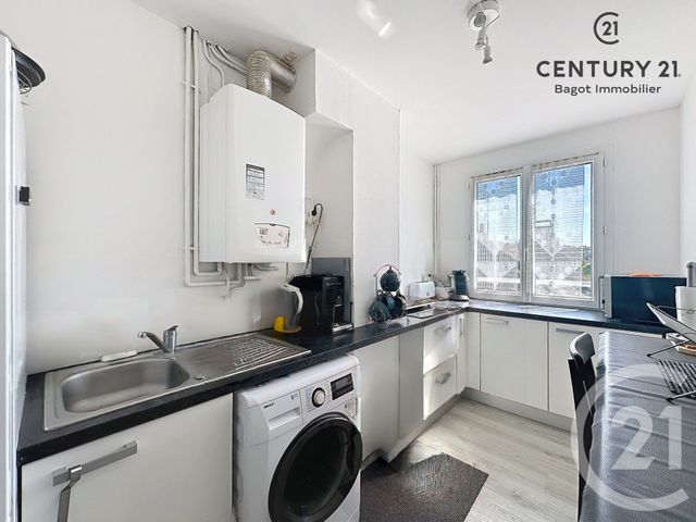 Appartement F3 bis &agrave; louer - 3 pi&egrave;ces - 68 m2 - Villers Sur Mer - 14 - BASSE-NORMANDIE