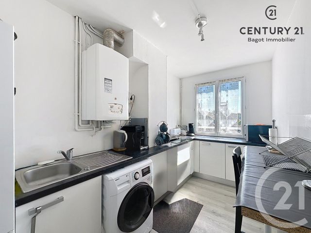Appartement F3 bis &agrave; louer - 3 pi&egrave;ces - 68 m2 - Villers Sur Mer - 14 - BASSE-NORMANDIE