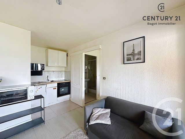 Appartement T2 &agrave; louer - 2 pi&egrave;ces - 22,42 m2 - Villers Sur Mer - 14 - BASSE-NORMANDIE