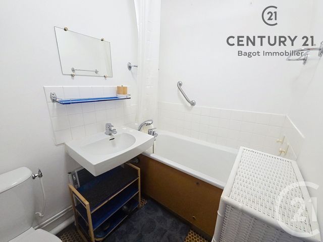 Appartement Studio &agrave; vendre - 1 pi&egrave;ce - 13,78 m2 - Villers Sur Mer - 14 - BASSE-NORMANDIE