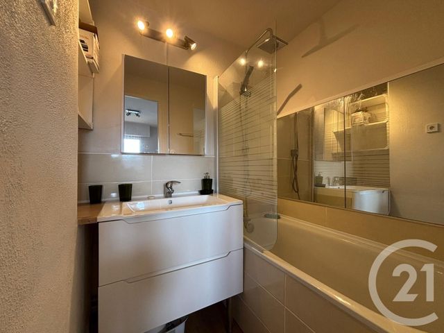 Appartement T2 &agrave; louer - 2 pi&egrave;ces - 23,32 m2 - Villers Sur Mer - 14 - BASSE-NORMANDIE