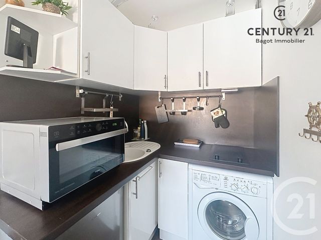 Appartement F2 &agrave; louer - 2 pi&egrave;ces - 25 m2 - Villers Sur Mer - 14 - BASSE-NORMANDIE