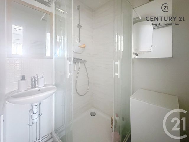 Appartement F2 &agrave; louer - 2 pi&egrave;ces - 25 m2 - Villers Sur Mer - 14 - BASSE-NORMANDIE