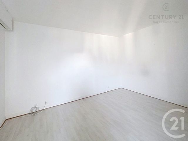 Appartement F1 &agrave; louer - 1 pi&egrave;ce - 30 m2 - Blonville Sur Mer - 14 - BASSE-NORMANDIE